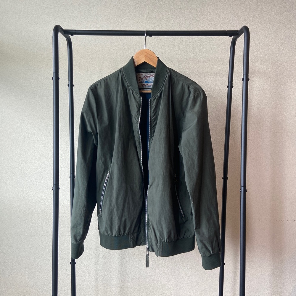 Jack & Jones - Bomber Jacket (Olive green)